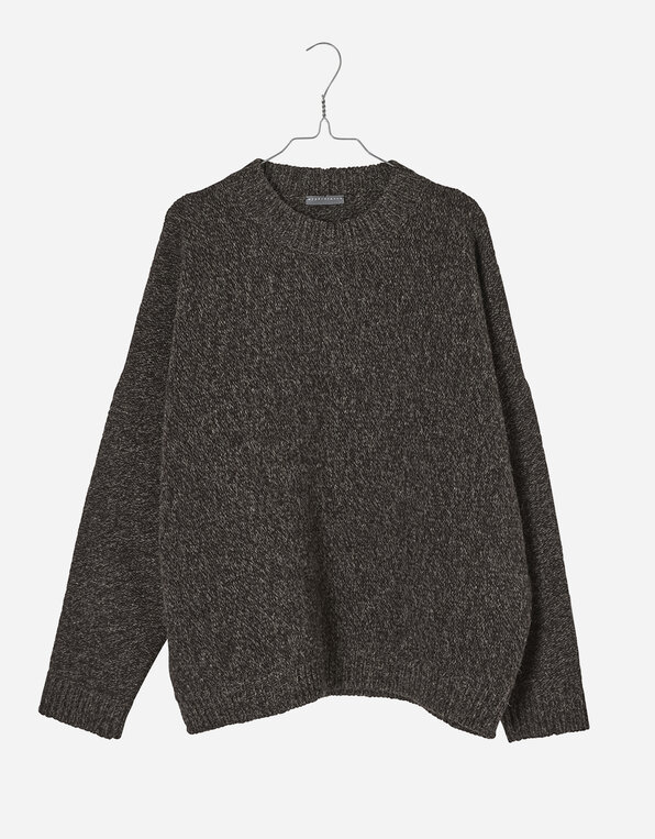 230210_G_oversized_sweater_dark_brown_a