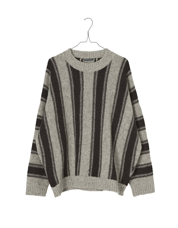 230211_oversized_sweater_brown_stripe_a.jpg