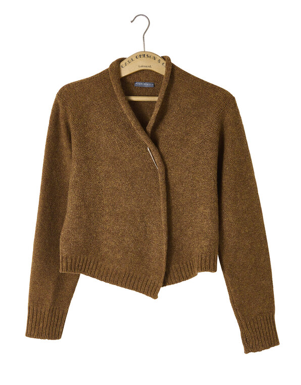 240245_wrap_cardigan_rust_a