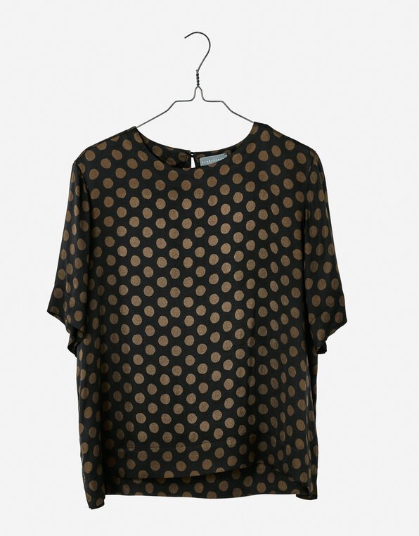 260219_T-shirt_blouse_Brown_Dot_a