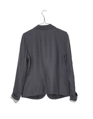 220102_grey_b