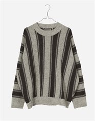 oversized sweater