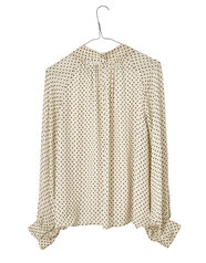 240217_raglan_blouse_off_white_b