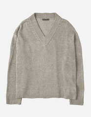 250110_V-neck_Sweater_Dark_nature_a