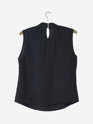 250213_Ruffle_top_ink_blue_b