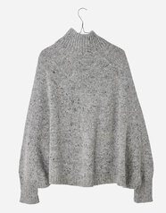 250220_Poncho_grey_b