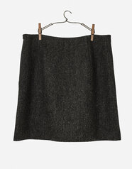 260202_Skirt_Dark_Grey_Herringbone_b