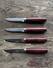 Mora knife red